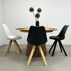 Aria spisebordsstol sort med træben
