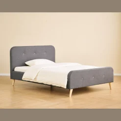 Christian seng i grå 140x200 cm inkl. sengelameller og madrasser