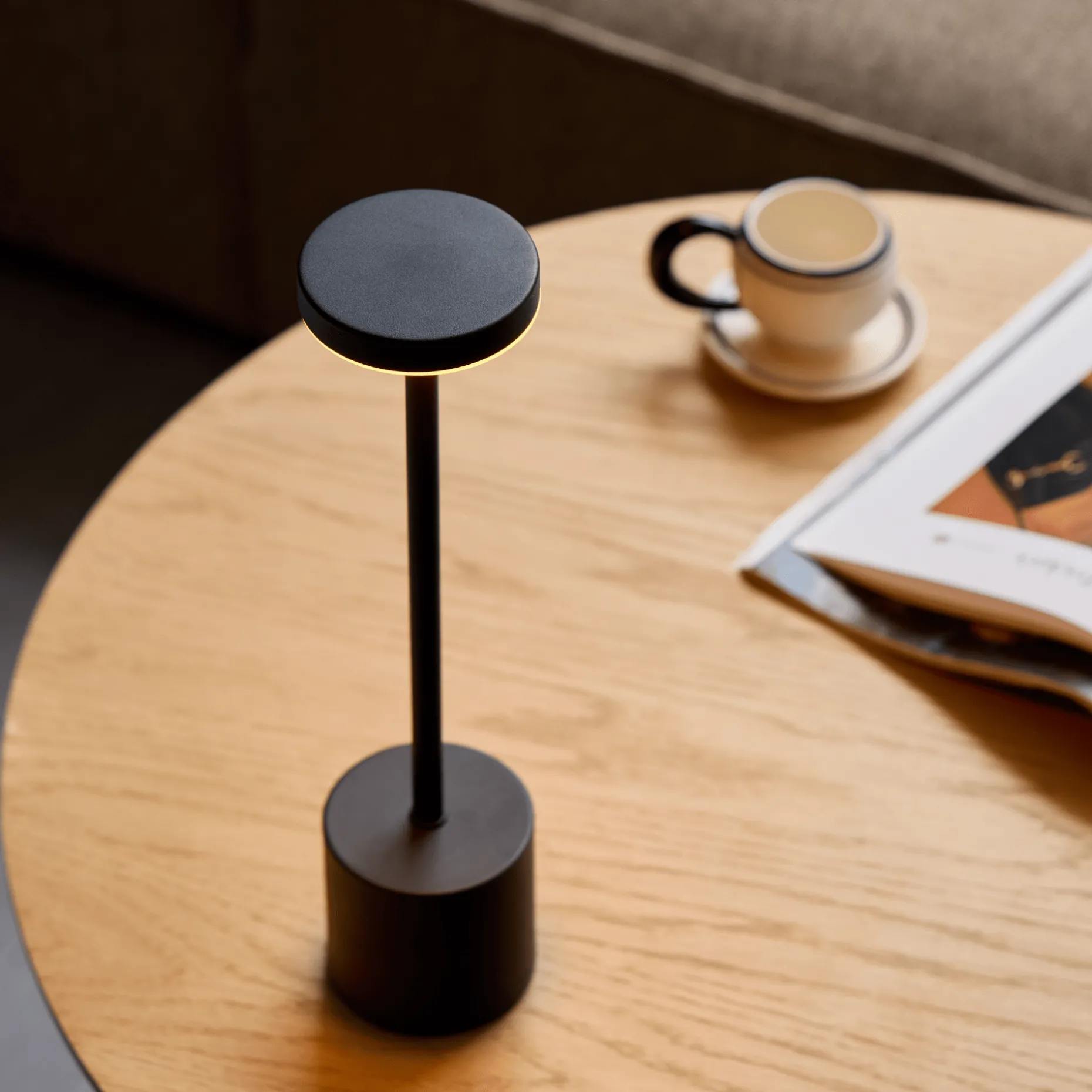 Elvis LED bordlampe sort