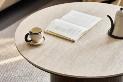 Enzo sofabord i stenbordplade med røget eg lamelfod Ø78 cm