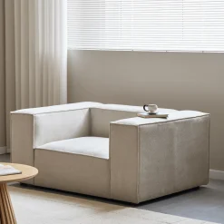 Hailey lænestol i beige L: 136 X D: 100 X H: 64 Cm