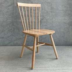 Holly spisebordsstol - træstol i egelook