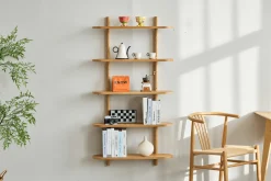 Juliet væghylde i eg med 5 hylder H:140 x B:22 x B:75 cm