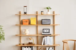 Juliet væghylde i eg med 5 hylder H:140 x D:22 x B:130 cm