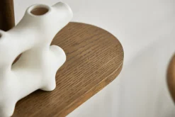 Juliet væghylde i røget eg med 5 hylder H:140 x B:22 x B:75 cm