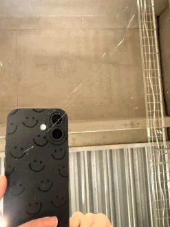 Kajsa rundt spejl med sort ramme Ø70 cm. Fejl/mærker - se produktbeskrivelse (OU11724)