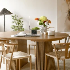 Lewis - Lamel rundt Spisebord I Egefiner med udtræk 120/160/200 CM - 2x tillægsplader medfølger