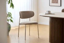 Lucinda spisebodsstol i chrome med sand tekstil