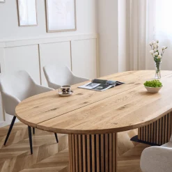 Matteo - Plankebord med lamelfod i olieret/natur massiv eg 240x120x77 cm